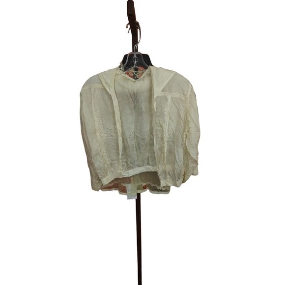 COPY - Vintage/Antique Lot of 5 Damaged/ Wounded Cream Various Era Blouses  "As… - Picture 5 of 16